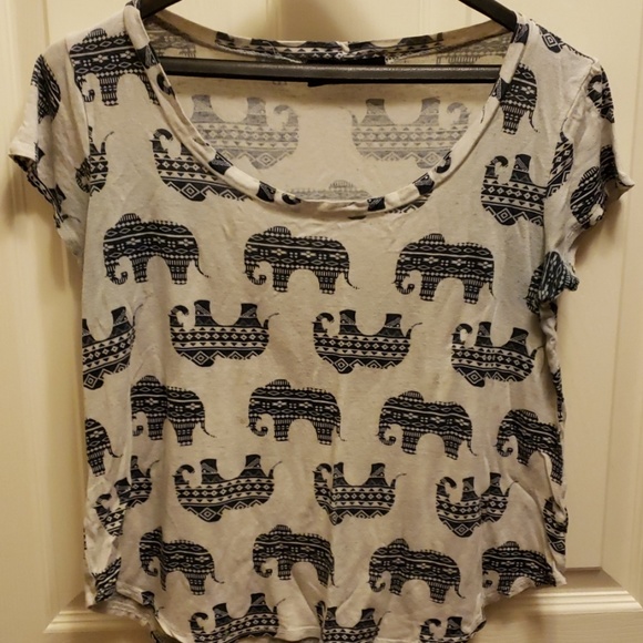 Blue/Cream Crop Top w/Elephants - Picture 1 of 3